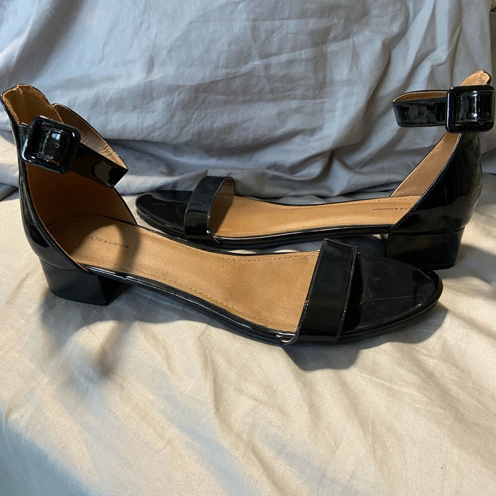 14th and union size 12 black shiny 1” heals